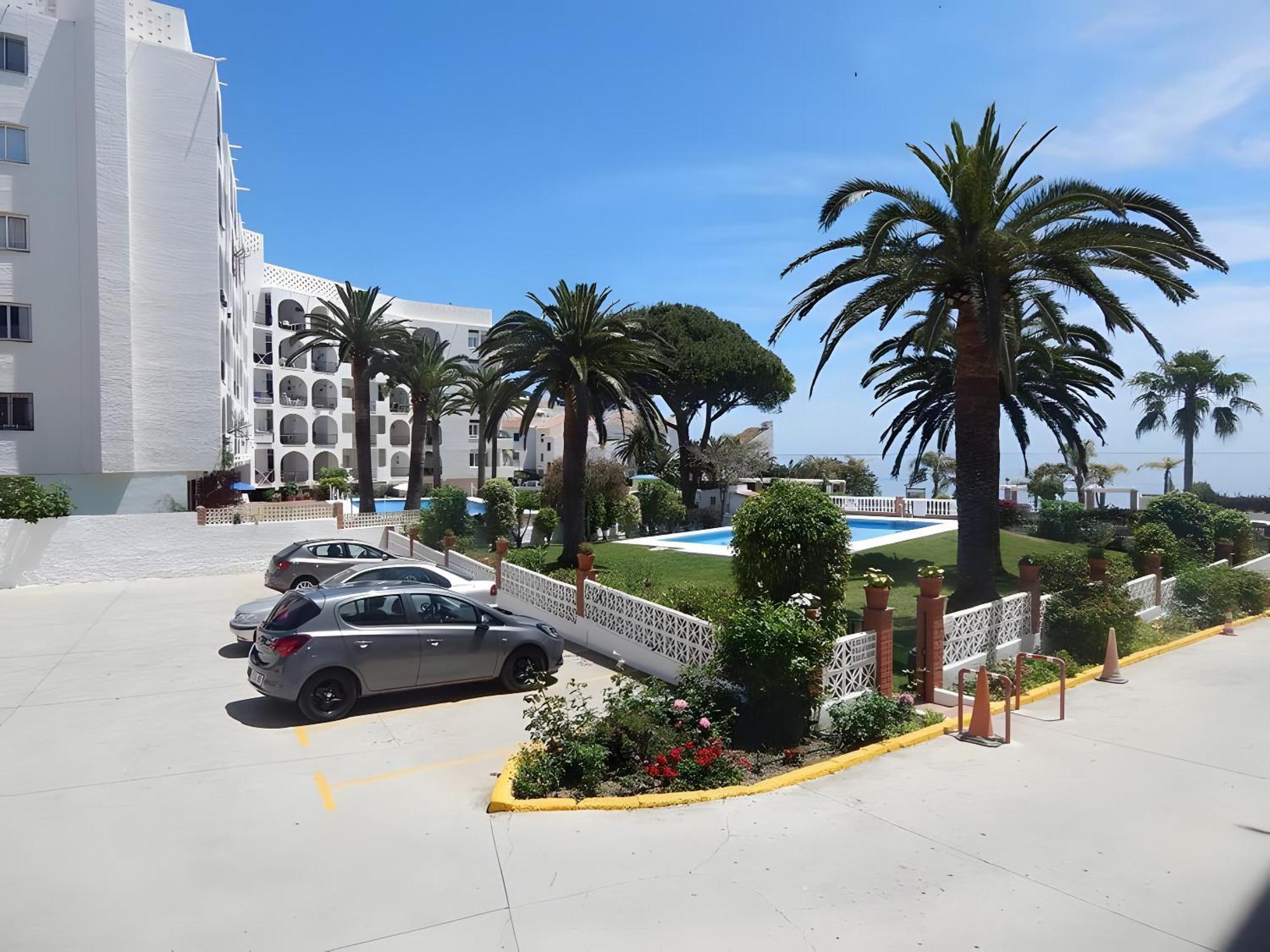 Carabeo 19 Apartment Нерха Екстериор снимка