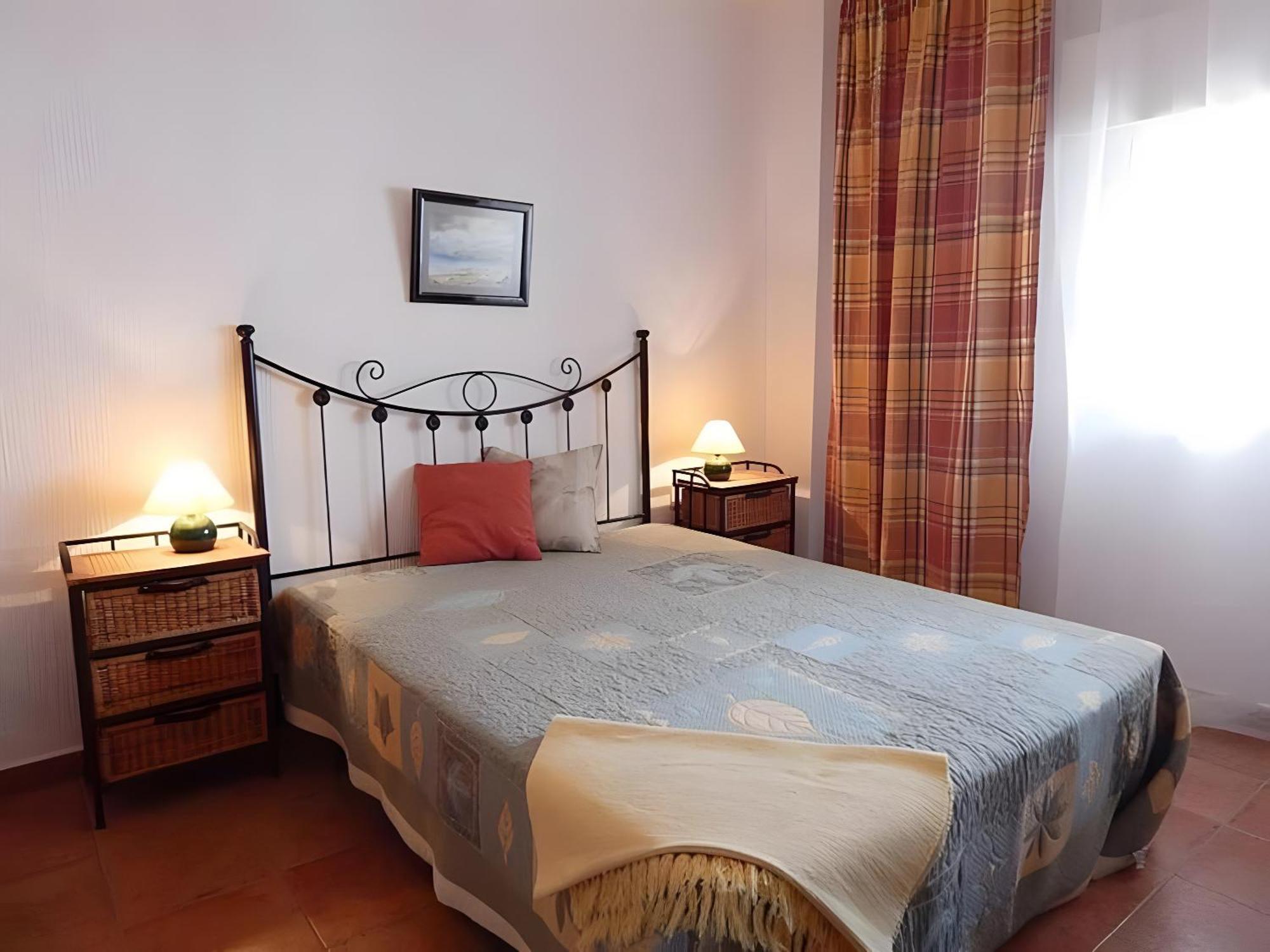 Carabeo 19 Apartment Нерха Екстериор снимка