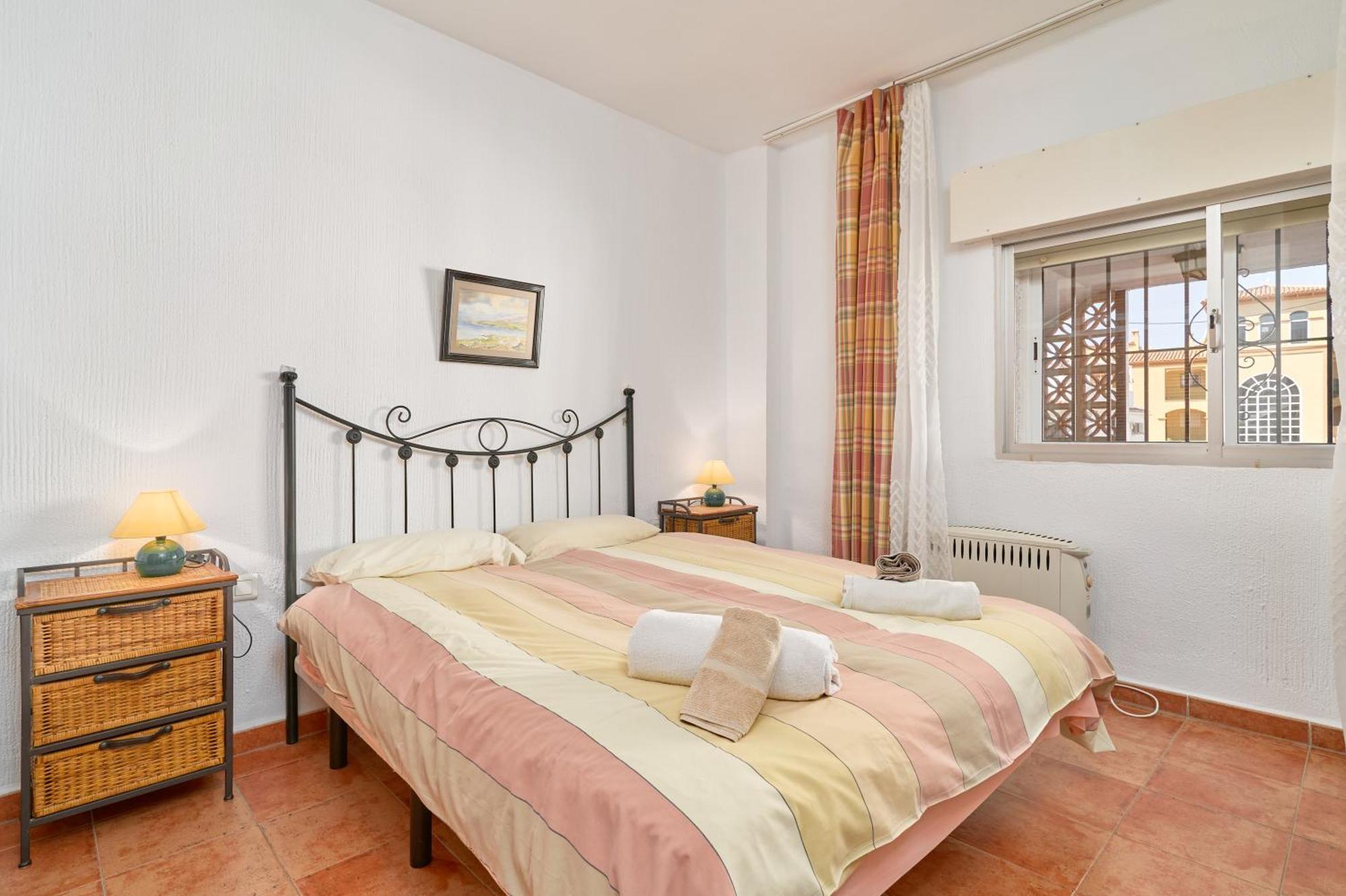 Carabeo 19 Apartment Нерха Екстериор снимка